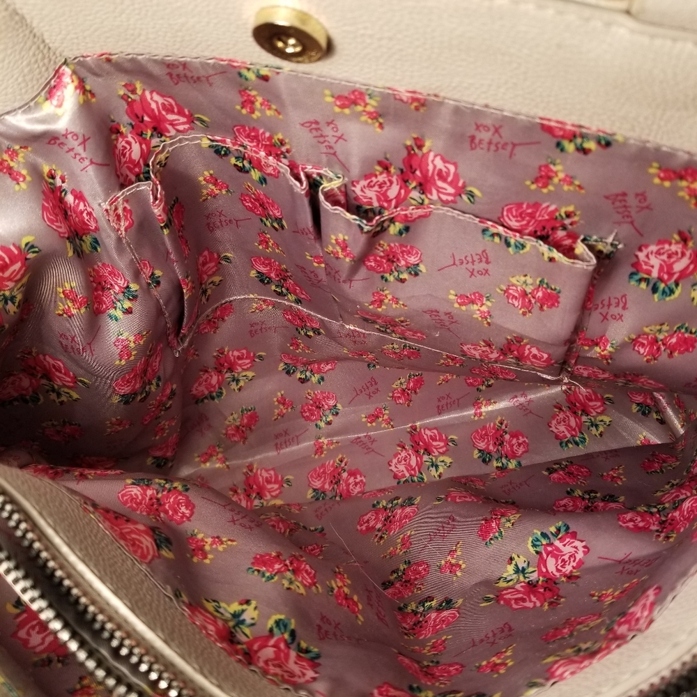 Betsey Johnson Tote - Picture 6 of 13